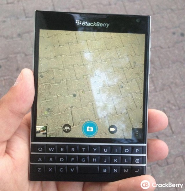 blackberry-passport-21